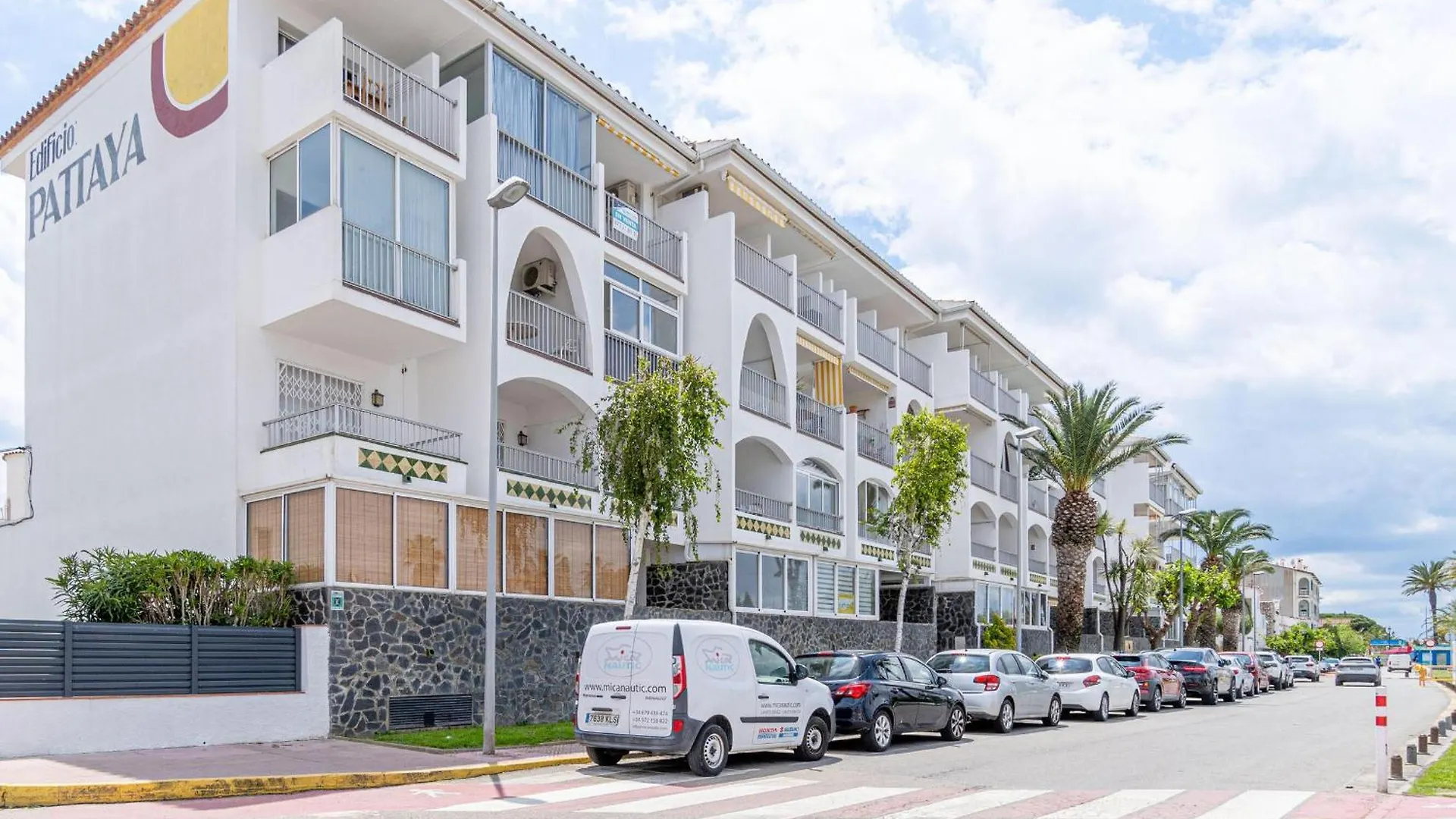 Apartamento Con Parking Y Vistas Al Canal - Hisp-288-64 Empuriabrava