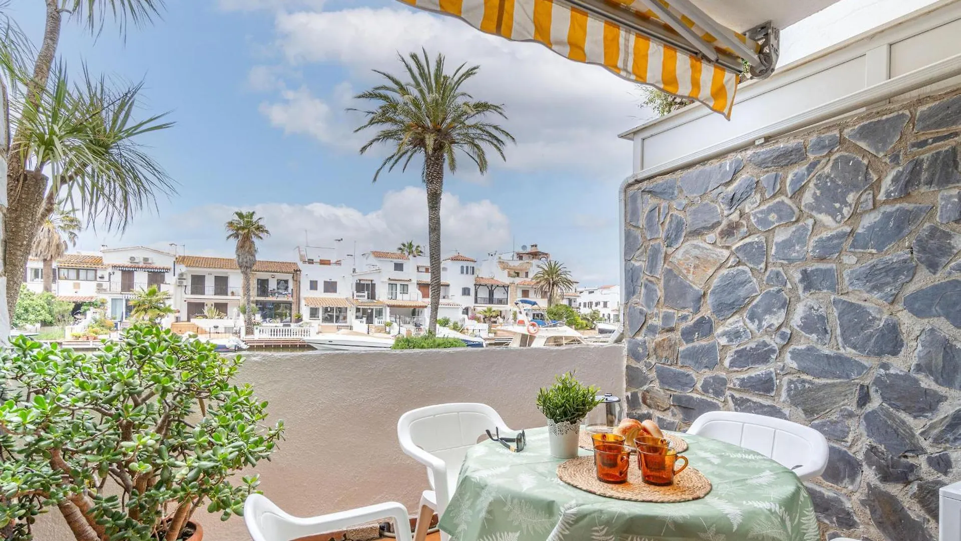 Apartment Apartamento Con Parking Y Vistas Al Canal - Hisp-288-64 Empuriabrava